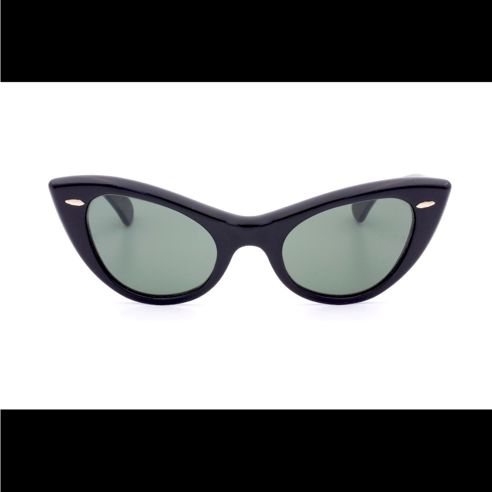 Vintage dead stock 80’s cateye Ray Ban sunglasses